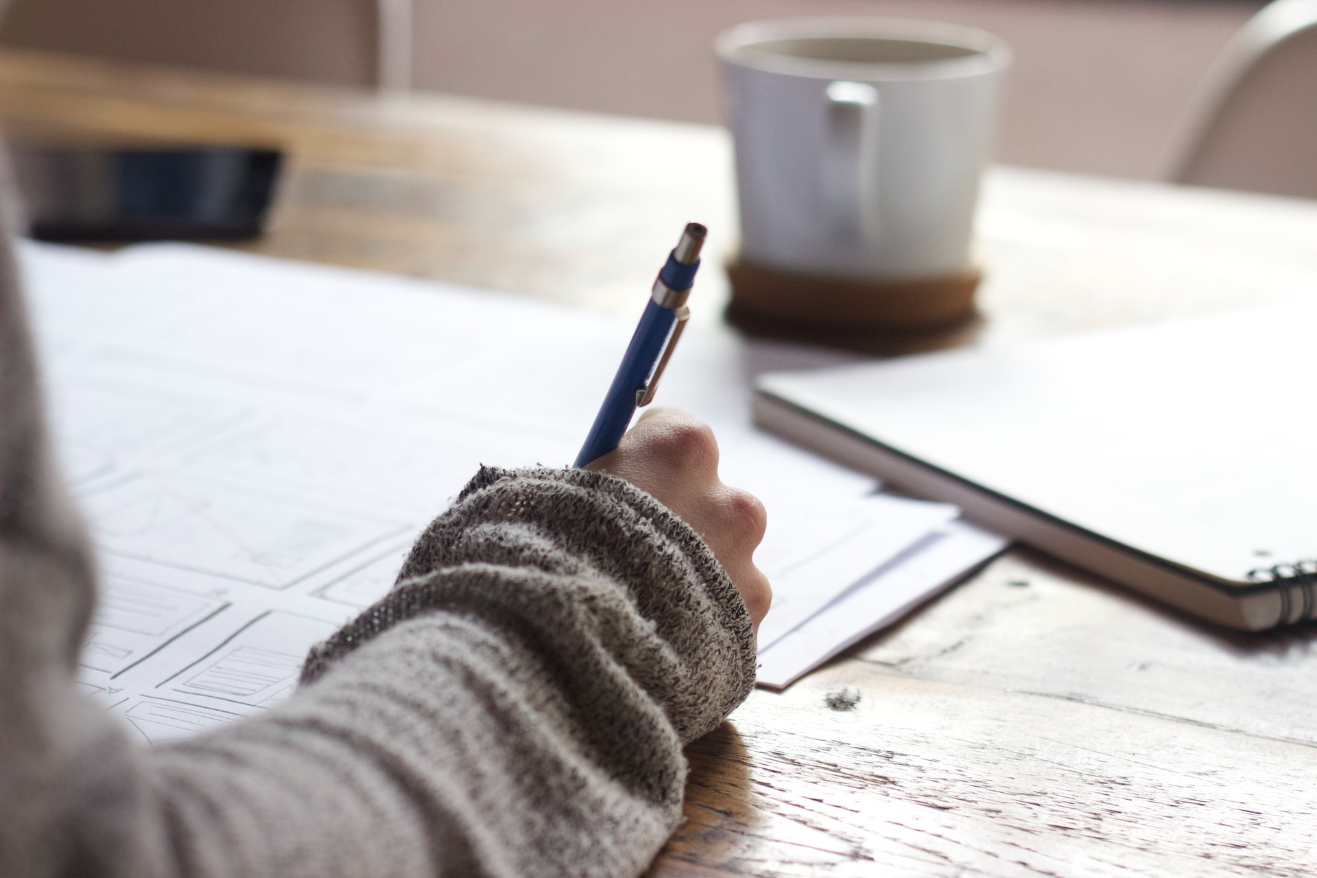 What Gets Reported in Your Credit History And What Does Not